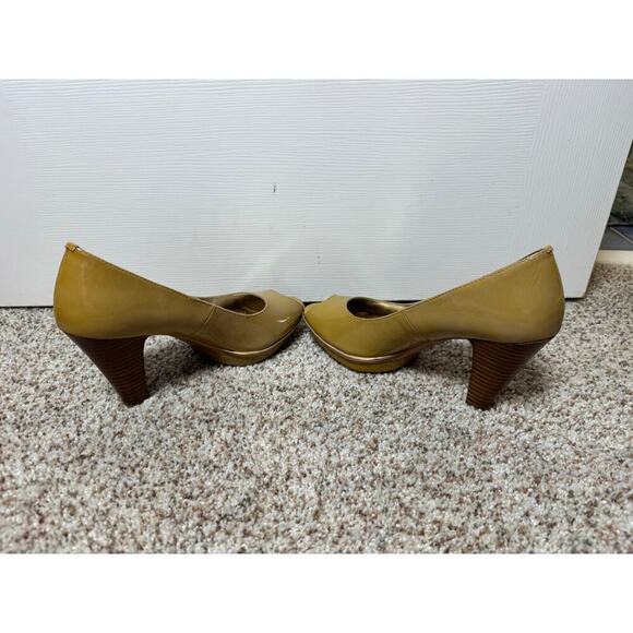 SOFFT Ramona II Peep Toe women's Dress Shoes/Heels; 7.5 Tan patient leather - Picture 5 of 10